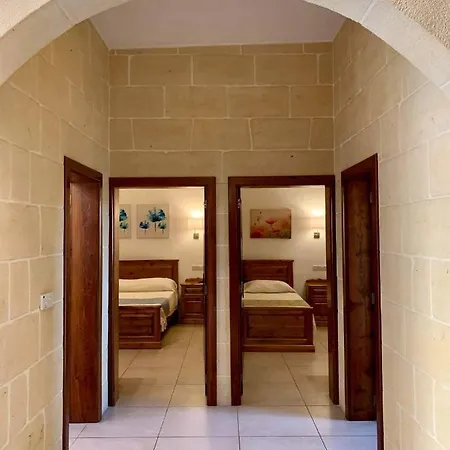 Holiday home Hofra *