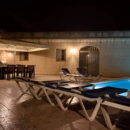 Holiday home Hofra Victoria